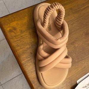 Never worn soft woven sandal